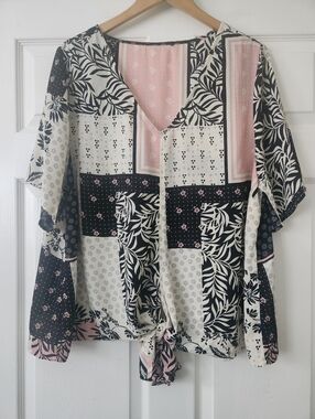 Karen Kane Black White Pink Patchwork Tie-Front Blouse